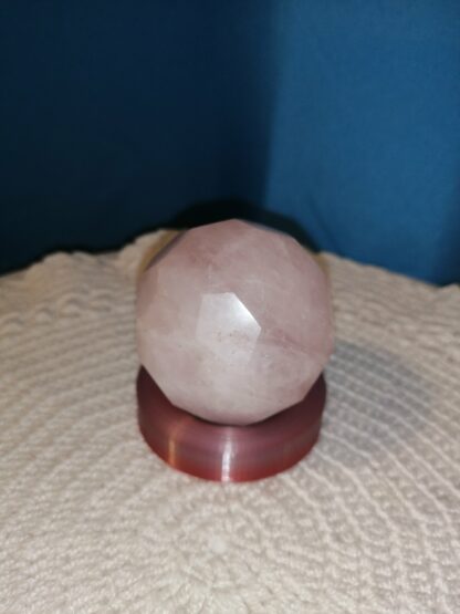 Quartz Rose Sphère facettée