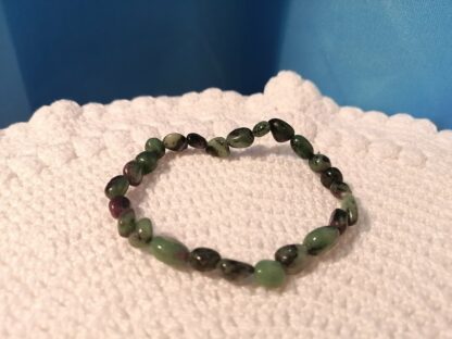 Bracelet Grains Rubis Zoisite