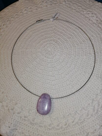 Lépidolite collier rigide