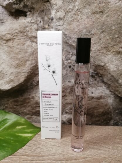 Eau de Parfum Fleur de Cerisier et Santal, Romantisme