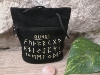 Runes et Solides de Platon