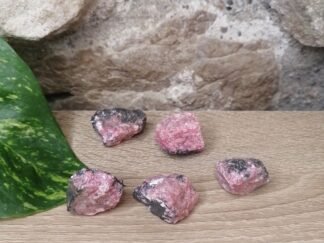 Rhodonite brute