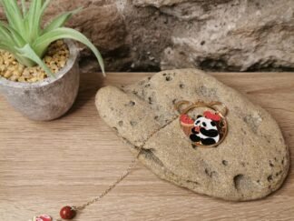 Jaspe rouge et son panda gourmand marque-pages