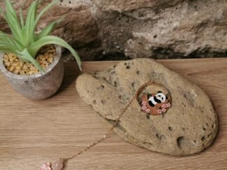 Quartz rose et son panda fleuri marque-pages